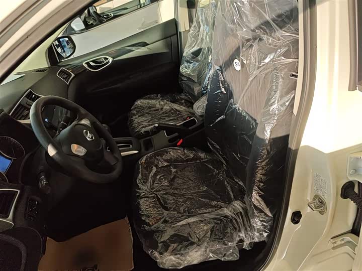 Фото 15 - Nissan Sylphy