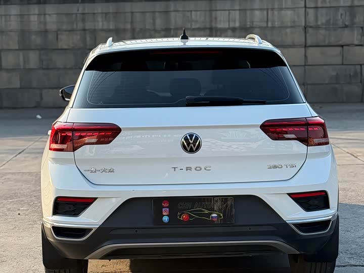 Фото 4 - Volkswagen T-Roc