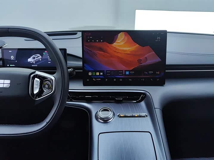 Фото 13 - Geely Galaxy E5