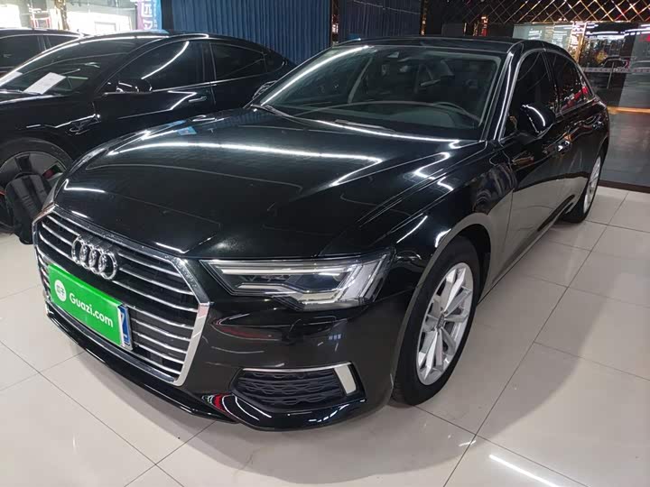 Фото 1 - Audi A6L