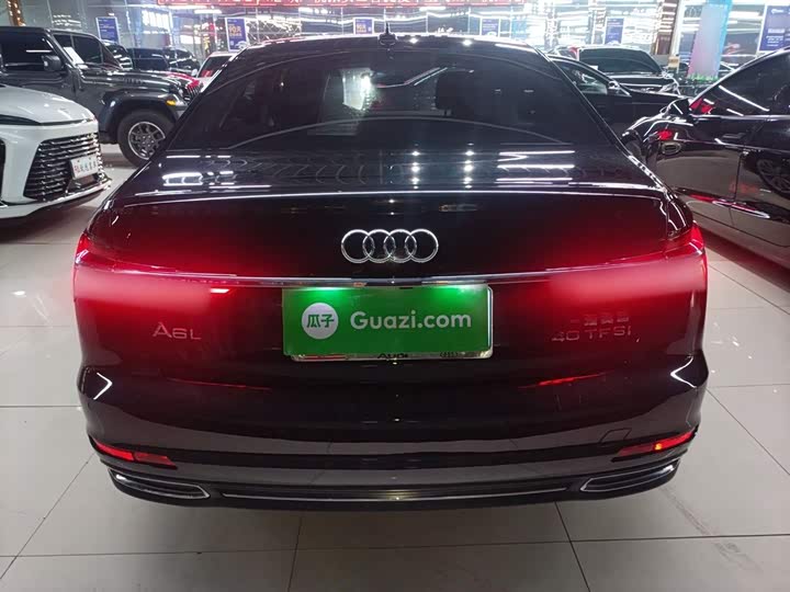 Фото 6 - Audi A6L
