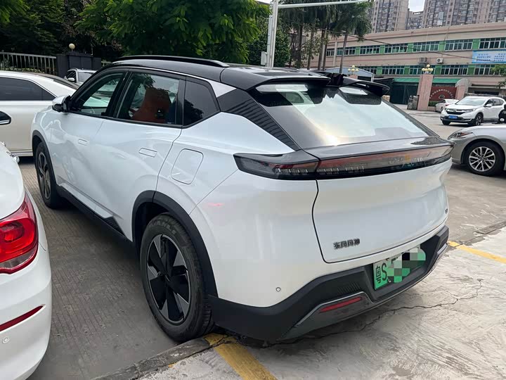 Фото 12 - Dongfeng Aeolus L7