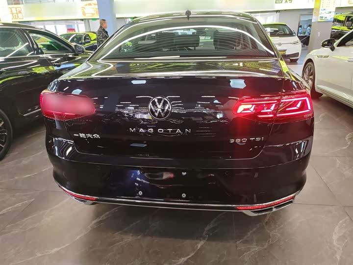 Фото 6 - Volkswagen Magotan