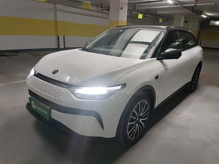 Фото 1 - Leapmotor C11