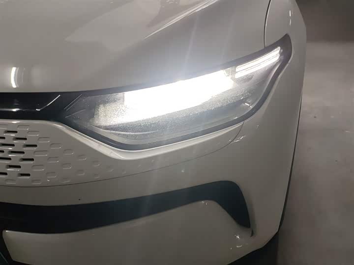 Фото 15 - Leapmotor C11