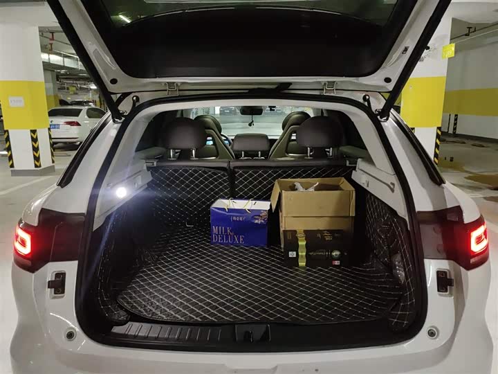 Фото 9 - Leapmotor C11