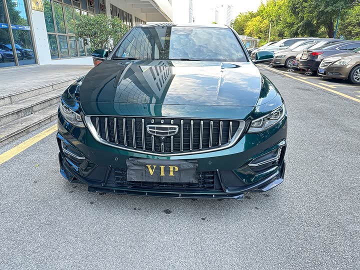 Фото 2 - Geely Preface