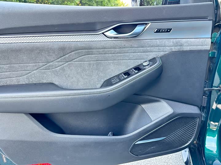 Фото 5 - Geely Preface