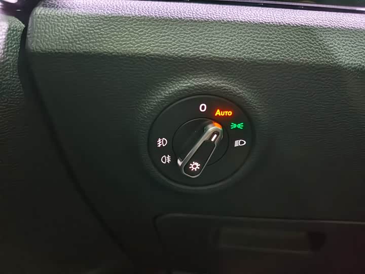 Фото 12 - Volkswagen Tayron