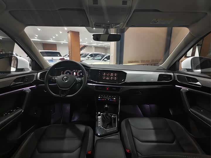 Фото 18 - Volkswagen Tayron