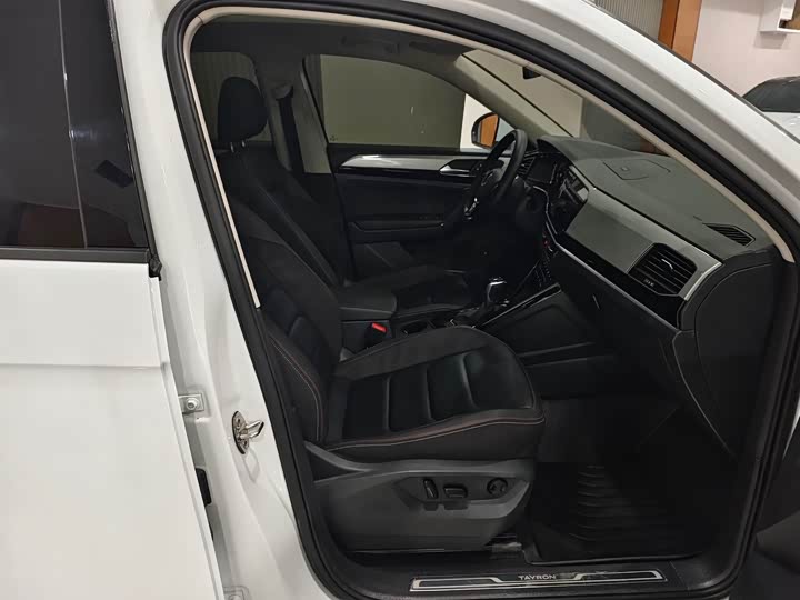 Фото 21 - Volkswagen Tayron