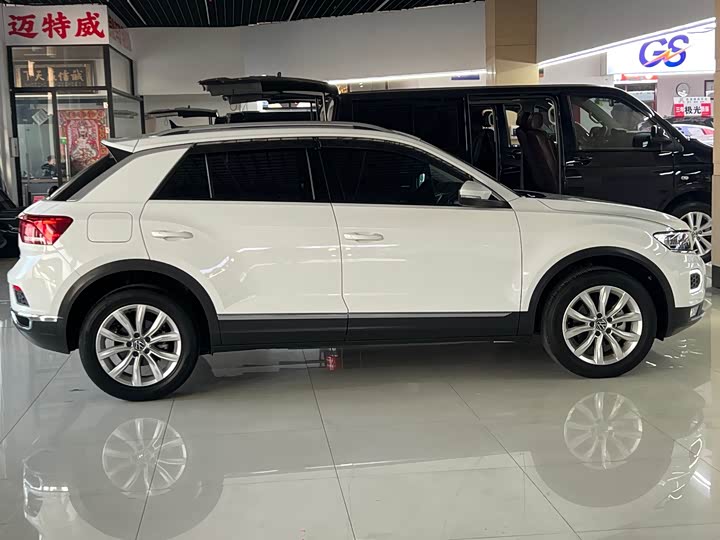 Фото 5 - Volkswagen T-Roc