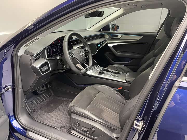 Фото 25 - Audi A6