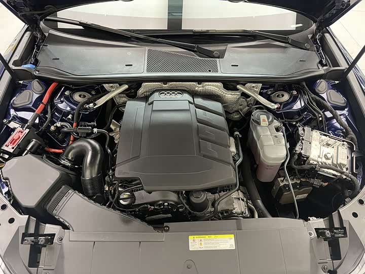 Фото 30 - Audi A6