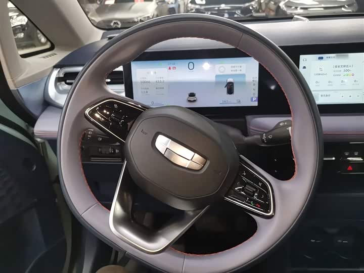 Фото 11 - Geely Geometry E Firefly