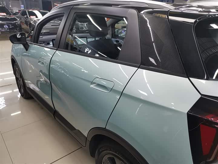 Фото 5 - Geely Geometry E Firefly