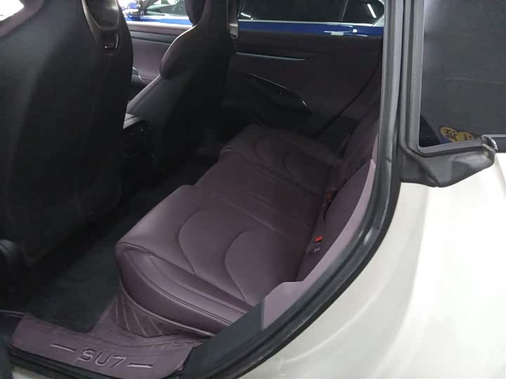 Фото 17 - Xiaomi SU7