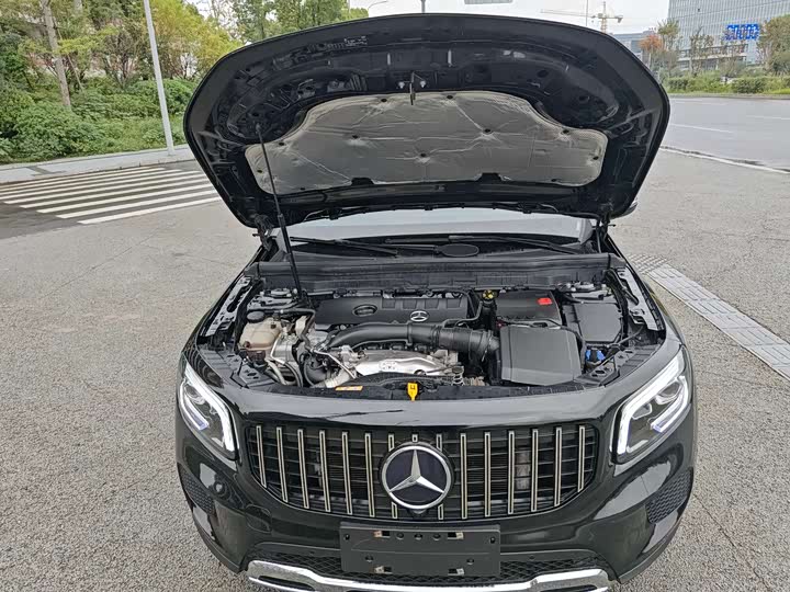 Фото 4 - Mercedes-Benz GLB-Class