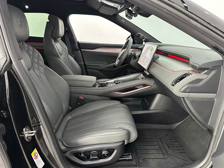 Фото 11 - BYD Song L