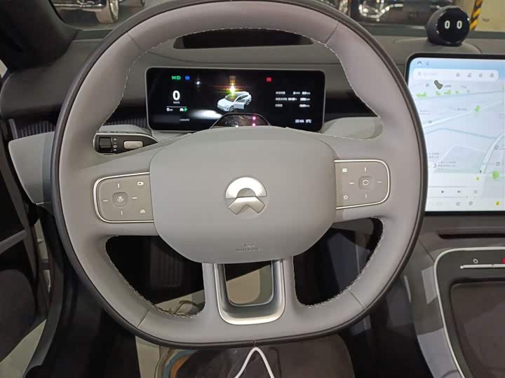 Фото 11 - Nio ET5T