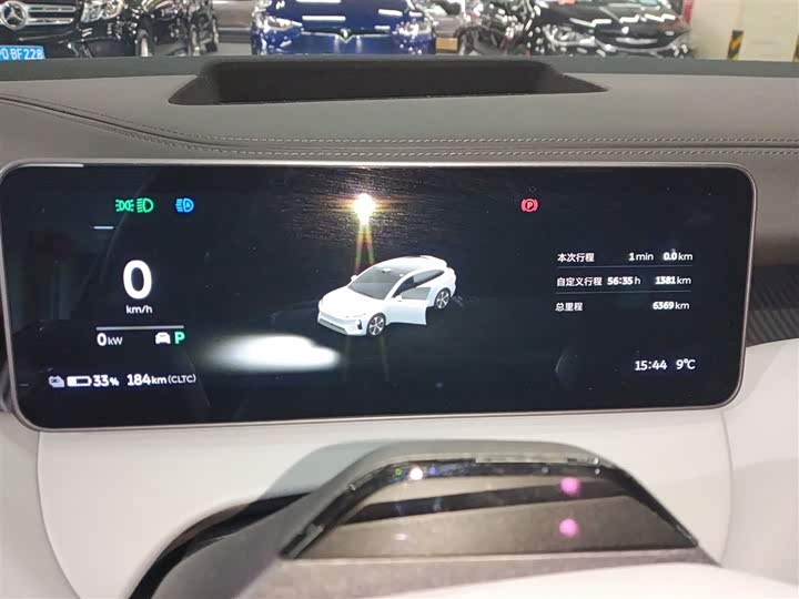 Фото 12 - Nio ET5T