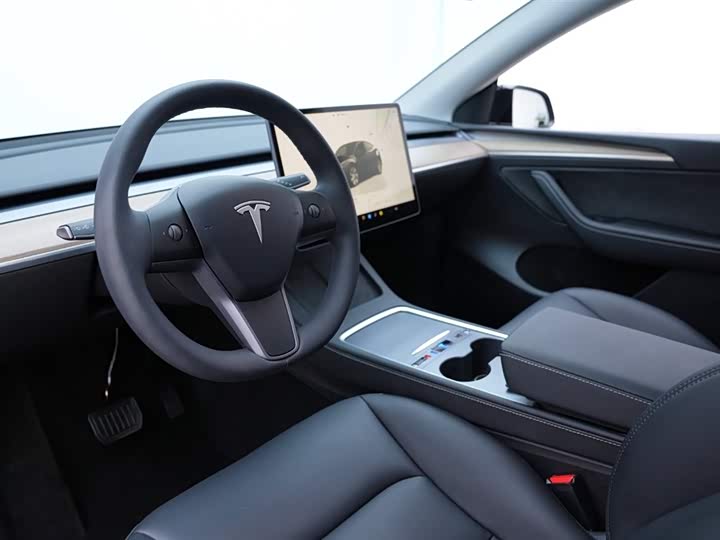 Фото 7 - Tesla Model Y