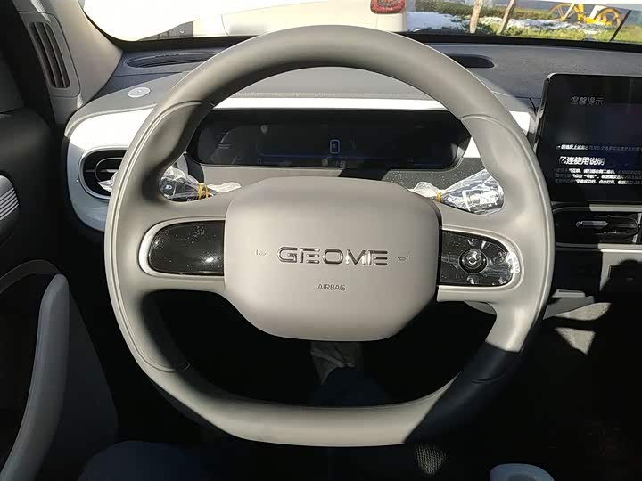 Фото 11 - Geely Galaxy Panda Mini