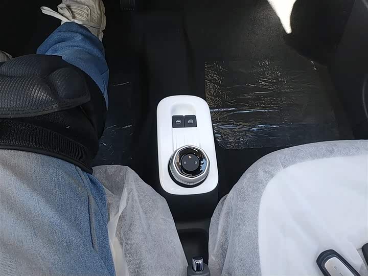 Фото 14 - Geely Galaxy Panda Mini