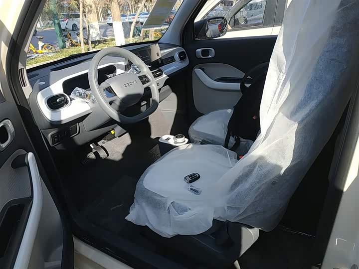 Фото 15 - Geely Galaxy Panda Mini