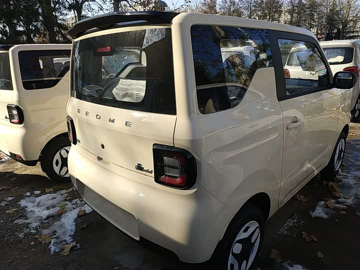 Фото 7 - Geely Galaxy Panda Mini