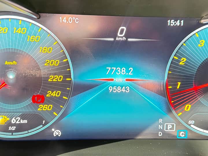 Фото 12 - Mercedes-Benz GLC-Class