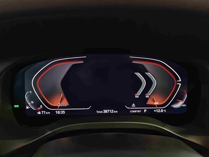 Фото 18 - BMW X3