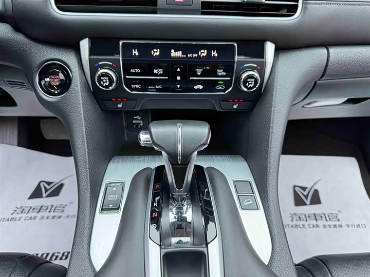 Фото 11 - Honda Avancier