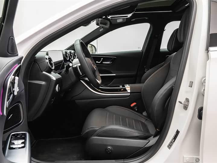 Фото 4 - Mercedes-Benz C-Class