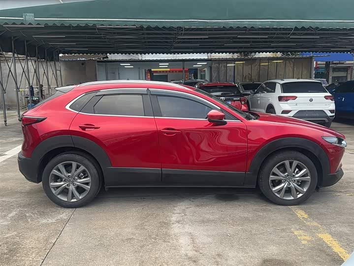 Фото 4 - Mazda CX-30