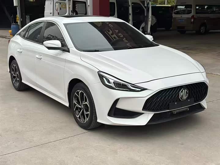 Фото 3 - MG Motor 5