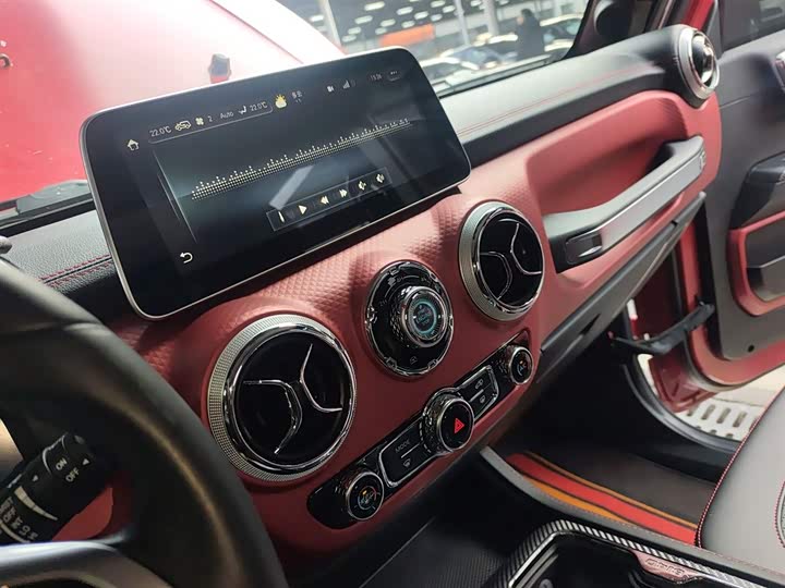 Фото 13 - BAIC Beijing BJ40