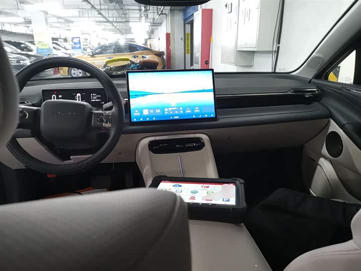 Фото 10 - GAC Aion RT