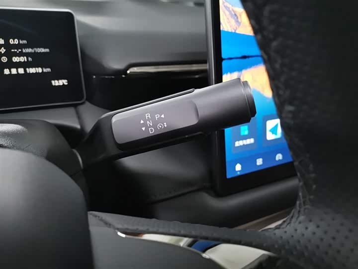 Фото 14 - GAC Aion RT