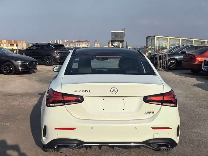 Фото 8 - Mercedes-Benz A-Class