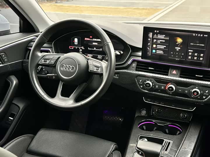 Фото 9 - Audi A4L