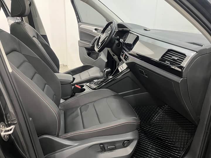 Фото 4 - Volkswagen Tayron