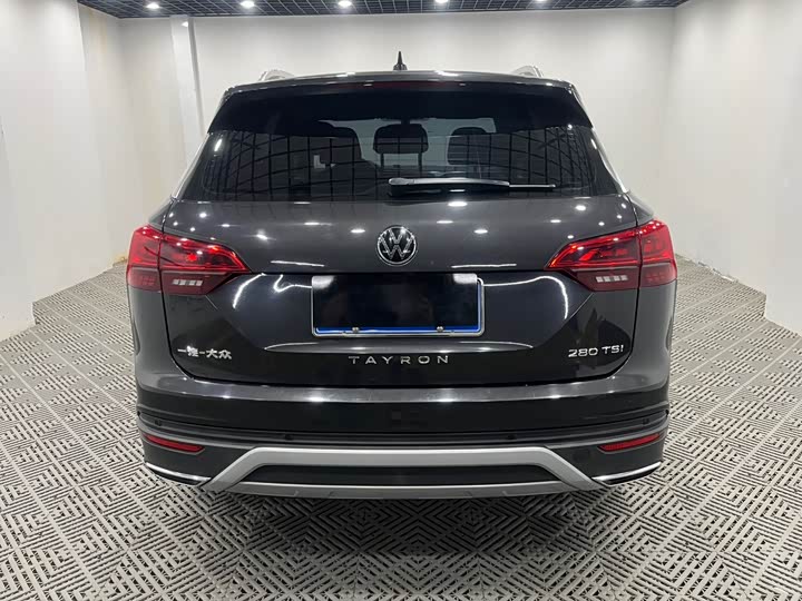 Фото 8 - Volkswagen Tayron