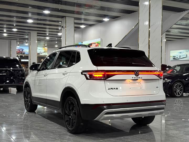 Фото 10 - Volkswagen Tharu