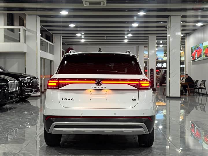 Фото 9 - Volkswagen Tharu