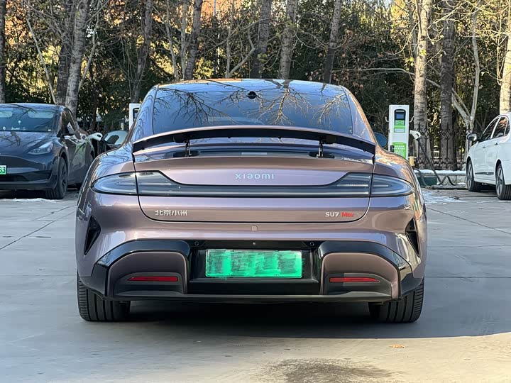 Фото 14 - Xiaomi SU7