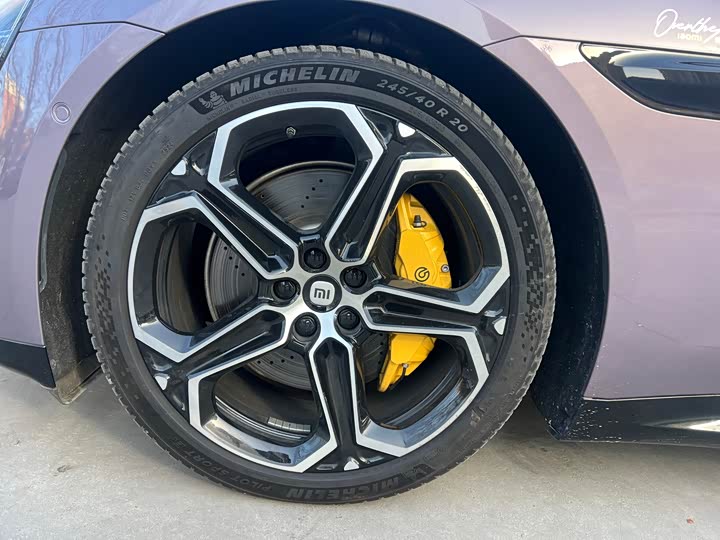 Фото 4 - Xiaomi SU7