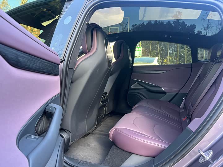 Фото 6 - Xiaomi SU7