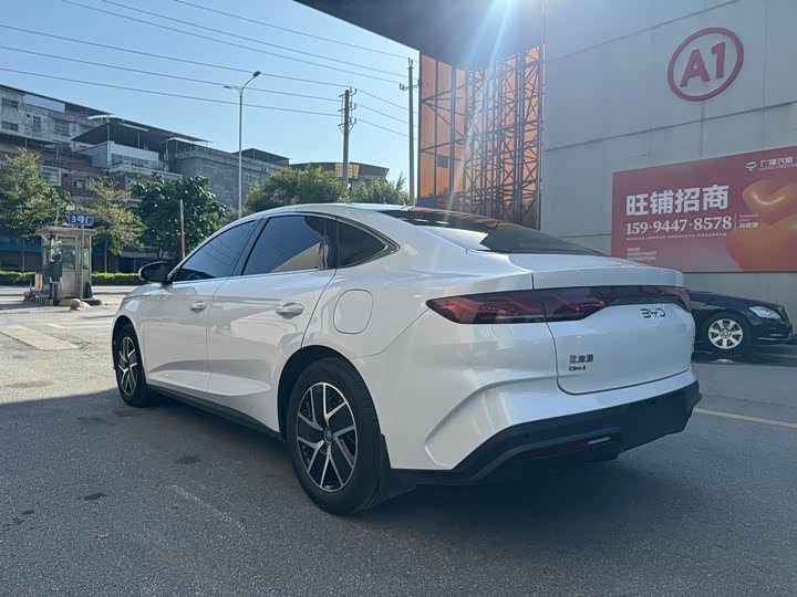 Фото 30 - BYD Qin L