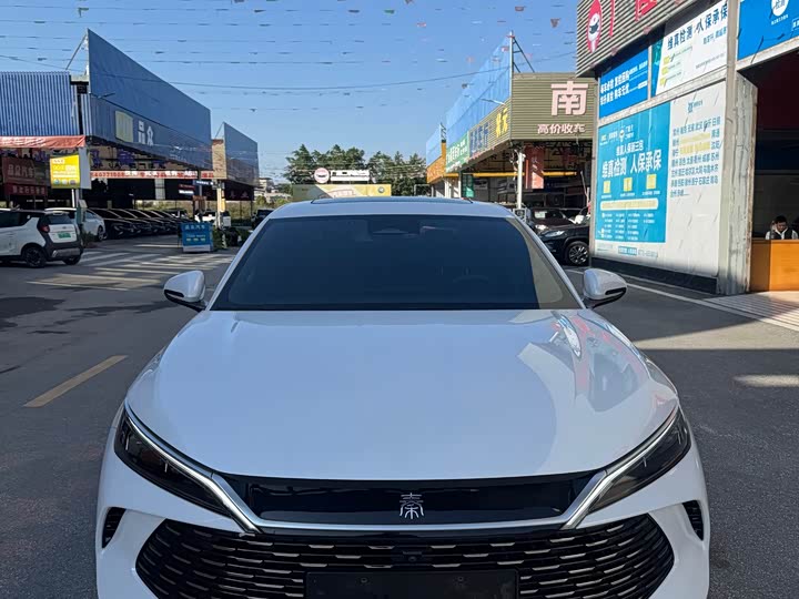 Фото 32 - BYD Qin L